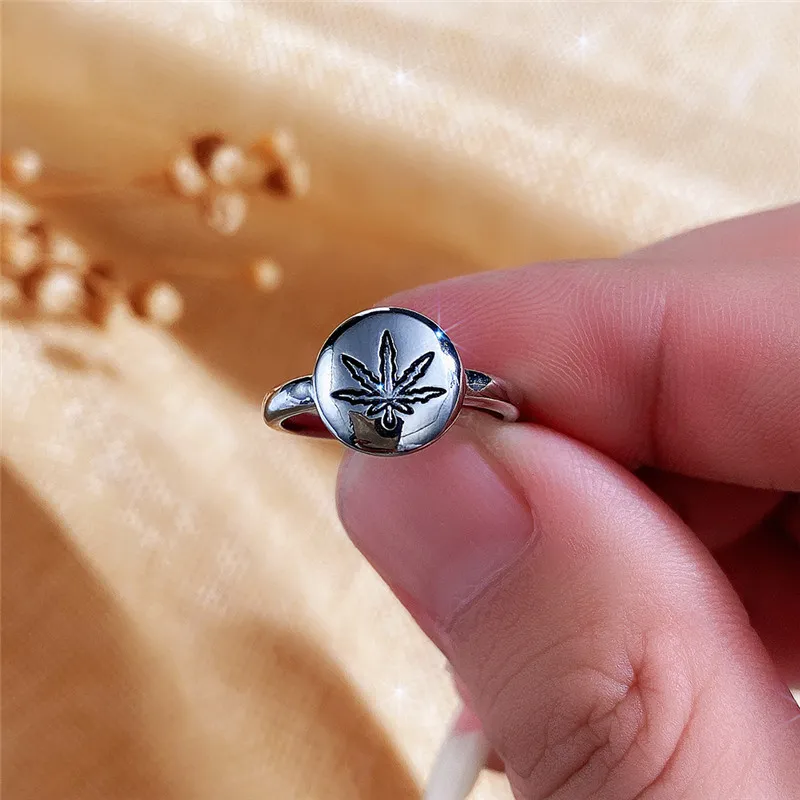 //cdn.cyberlack.com/c/files/picture/165fba79/165fba79831138d016e23e0551146c1a.jpg_100x100