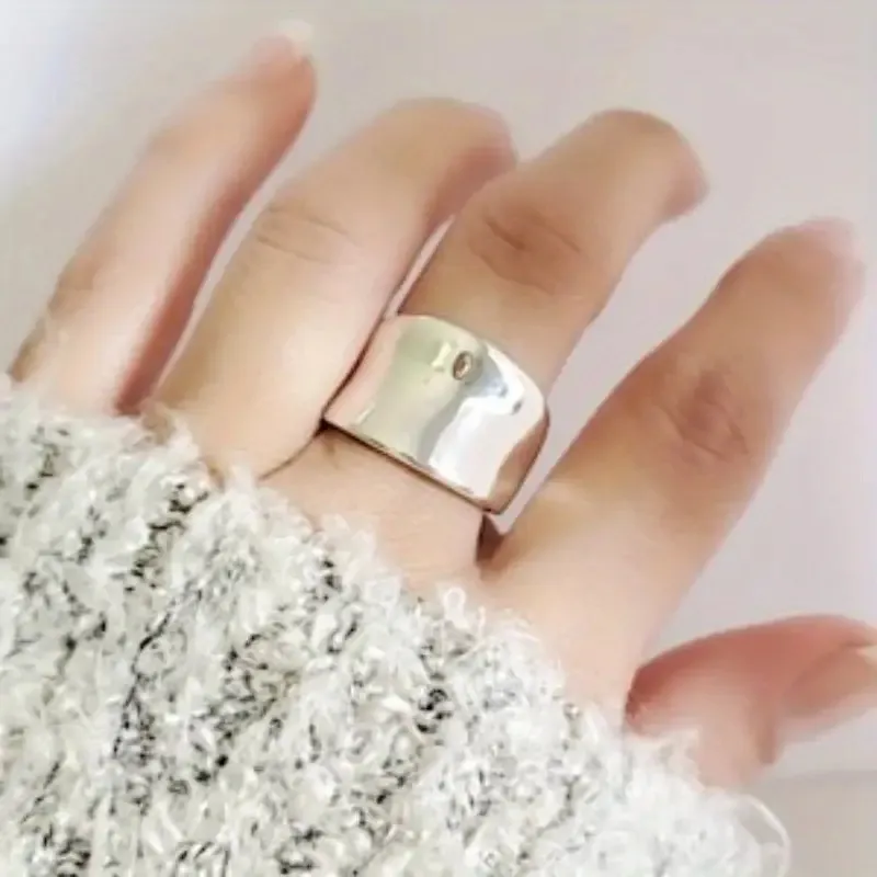 //cdn.cyberlack.com/c/files/picture/f4907281/f4907281b4a35427347485f994c4ded4.jpg_100x100