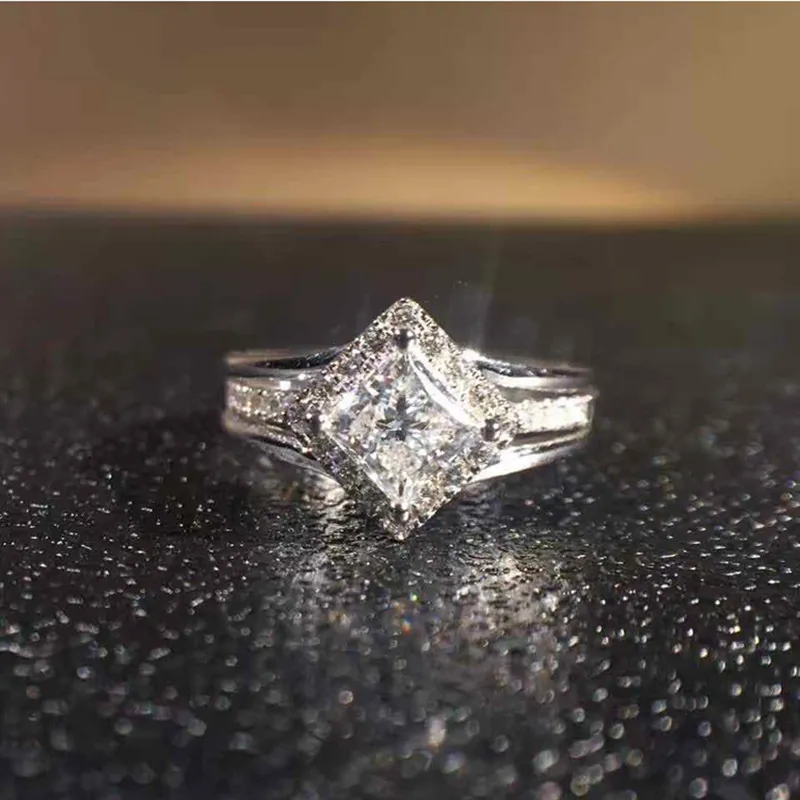 //cdn.cyberlack.com/c/files/picture/1b1cf8e8/1b1cf8e8ec6acd290583e4d395225638.jpg_100x100