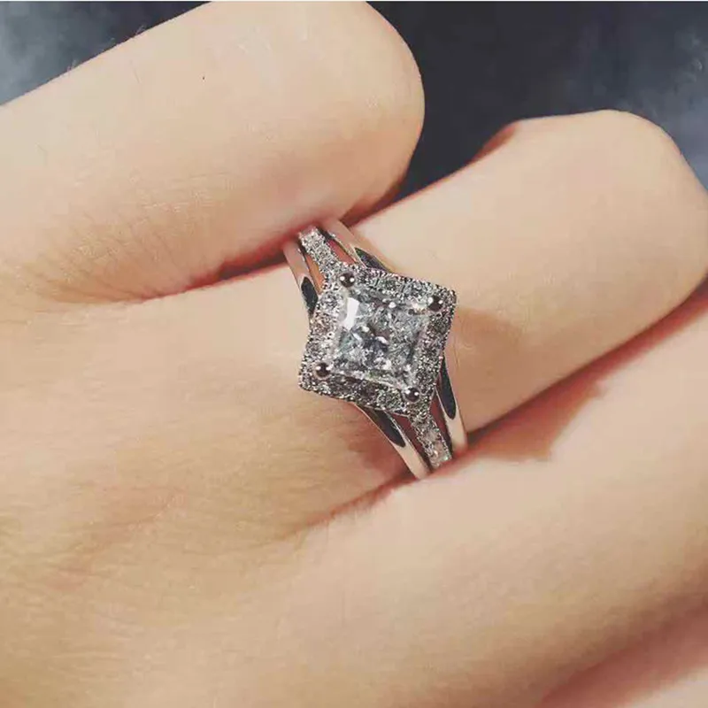 //cdn.cyberlack.com/c/files/picture/fdda8736/fdda8736e711ff3f570c3ddbca748c9a.jpg_100x100